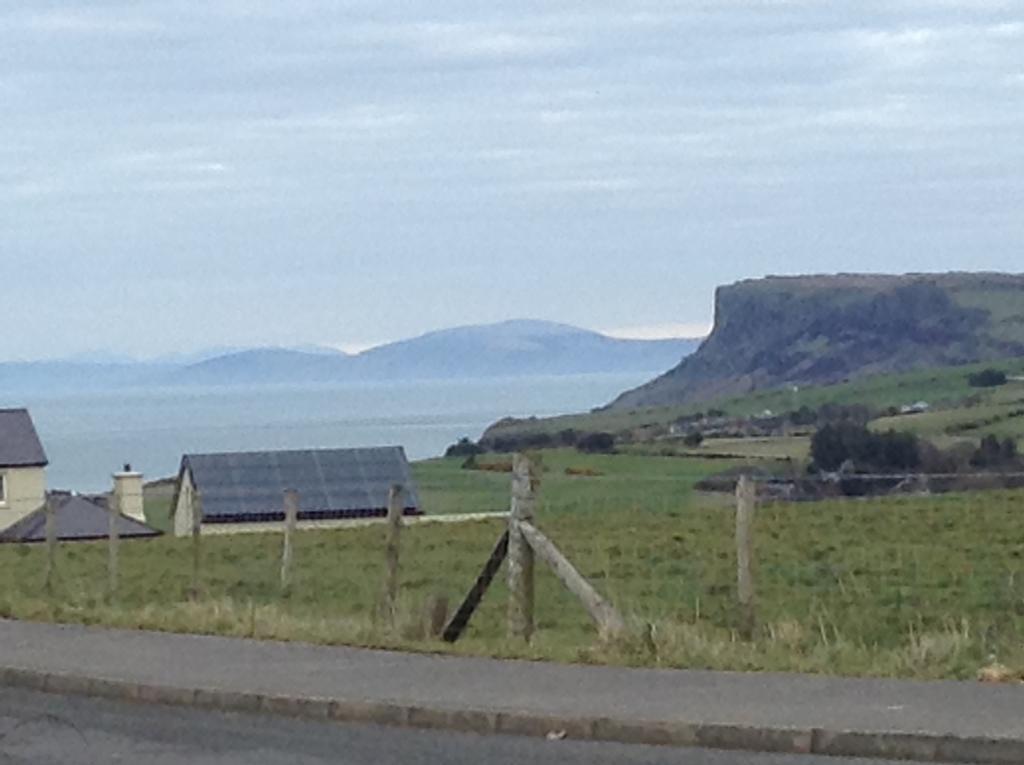 Corratavey Guest Accommodation Ballycastle Exterior foto